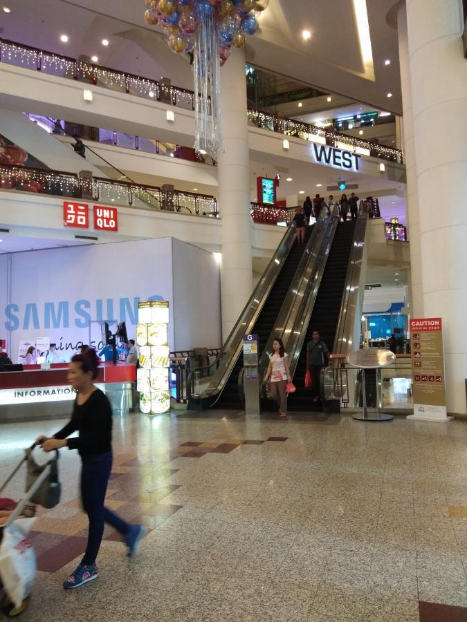 Pangsapuri Berjaya Times Square Service Suite, Kuala Lumpur