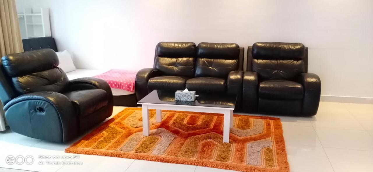 Berjaya Times Square Service Suite, Pangsapuri Kuala Lumpur