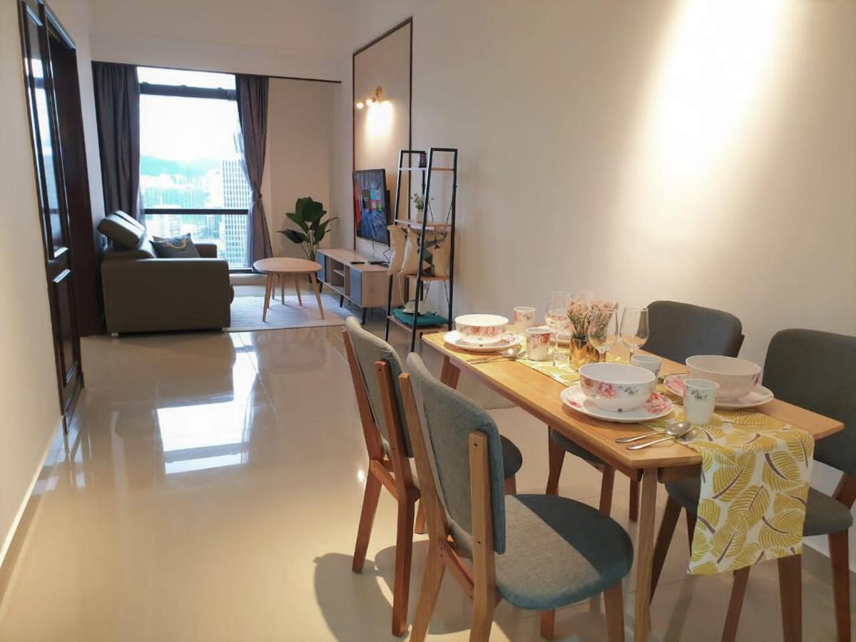 Berjaya Times Square Service Suite, Pangsapuri