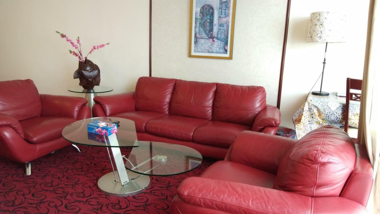 Pangsapuri Berjaya Times Square Service Suite, *